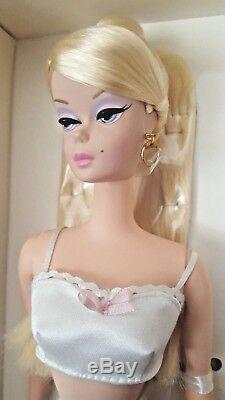 Mannequin Barbie Lingerie Blanche Blonde Poupée Silkstone Édition Limitée 2000