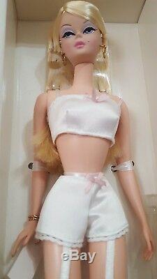 Mannequin Barbie Lingerie Blanche Blonde Poupée Silkstone Édition Limitée 2000