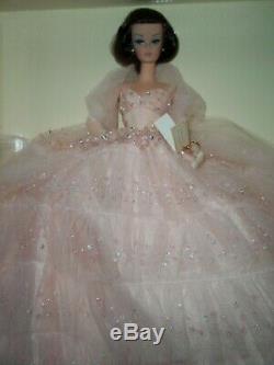 Mattel Barbie Collection De Modèles De Mode Dans La Poupée Rose Édition Limitée 2000