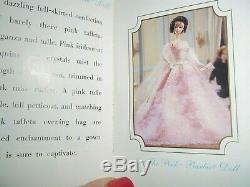 Mattel Barbie Collection De Modèles De Mode Dans La Poupée Rose Édition Limitée 2000