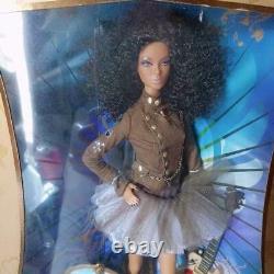 Mattel Hard Rock Cafe Barbie Doll 2007 Gold Label Limited À 12000 K7946