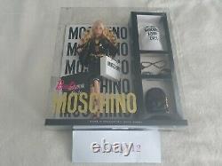 Moschino Barbie Doll Limited Edition Blonde Caucasienne Nrfb 2015 Jeremy Scott