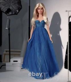 Nouvelle Barbie Claudia Schiffer en Versace Platinum Épuisée Nrfb/shipper-en Main