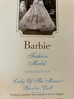Poupée Barbie 2006 BFMC LADY OF THE MANOR en robe dorée et noire, édition limitée, TOUTE NEUVE et JAMAIS OUVERTE