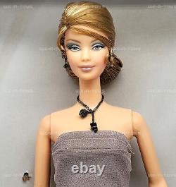 Poupée Barbie Armani Édition Limitée Giorgio Armani 2003 Mattel B2521