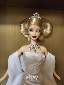 Poupée Barbie Duchesse des Diamants Collection Joyaux Royaux 2000 Mattel 26928 NRFB