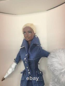 Poupée Barbie Édition Limitée 2000 Byron Lars Indigo Obsession Mattel 26935 Nrfb