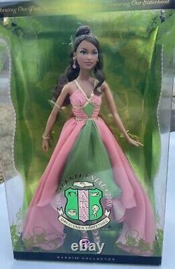 Poupée Barbie Édition Limitée 2008 de la Centenaire de la Sororité Alpha Kappa Alpha Inc.