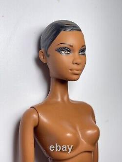 Poupée Barbie Jazz Diva Baby avec corps pivotant, modèle articulé et muse AA nue.