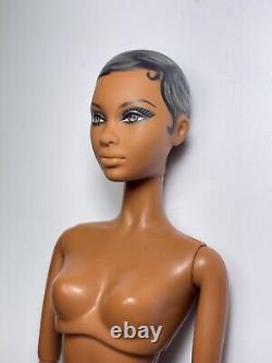 Poupée Barbie Jazz Diva Baby avec corps pivotant, modèle articulé et muse AA nue.