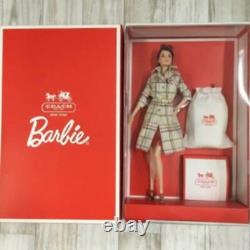 Poupée Barbie MATTEL Label or COACH collaboration Édition Limitée