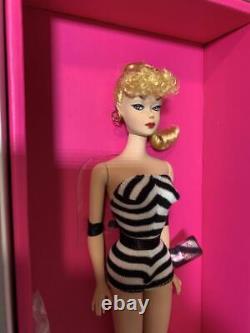 Poupée Barbie Signature Maillot de Bain en Or - 75e Anniversaire Limité Mattel GHT46