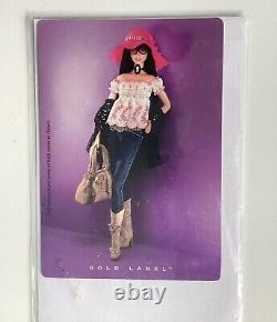 Poupée Barbie de collection Édition Limitée Étiquette Or Défilé de Mode Anna Sui Boho 2005 Mattel