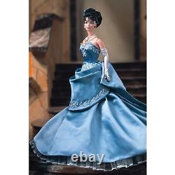 Poupée Barbie édition limitée en robe bleue Wedgwood England 1759, 1999 Mattel 25641
