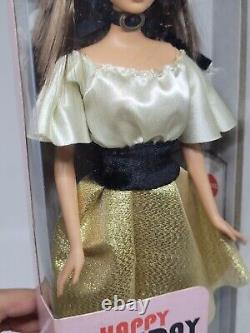 Poupée d'anniversaire Barbie 2008 Jupe dorée limitée pour l'employé no 2 de Mattel Indonésie
