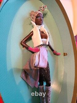 RARE NOUVELLE Poupée Barbie COCO Byron Lars 2006 Collection Chapeaux Mattel #K7940 Or