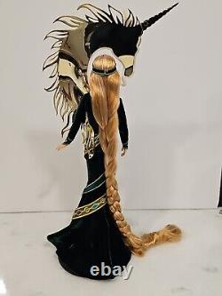 RARE Poupée Barbie Lady of the Unicorns Bob Mackie 2007 2000 uniquement dans le monde entier