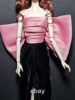 Robe de soirée Barbie Yves Saint Laurent Platinum Label, édition limitée MODE UNIQUEMENT