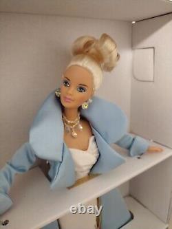 Sérénade en satin Barbie Doll Couture Collection Édition Limitée Nouvelle 17572