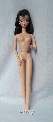 Une vie de mannequin : Poupée Barbie Silkstone nue, édition limitée 2002